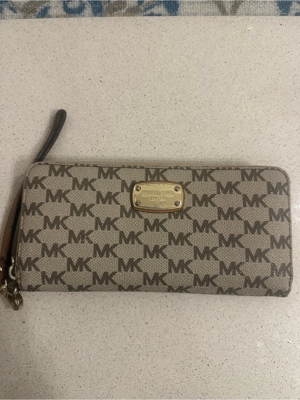 Michael Kors Signature MK Zip-Around Wristlet Wallet – Brown/Tan